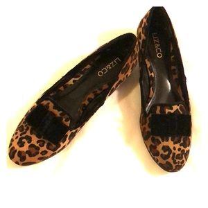 Animal print NWOT  leopard print low wedge flats